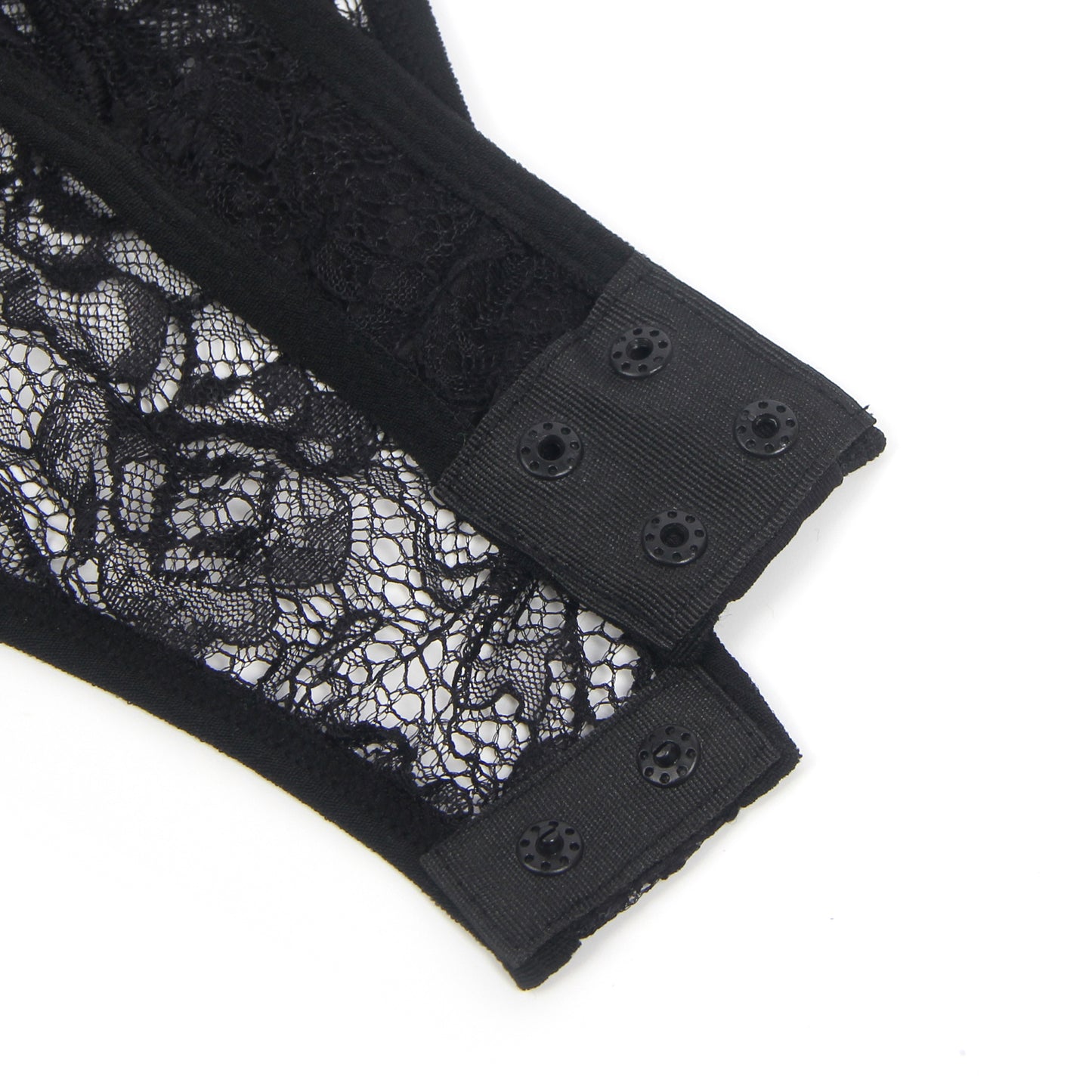 Detail van de kant en verstelbare sluiting van de Luxe Zwarte Lace Mesh Body – Voor een perfecte pasvorm en luxe afwerking